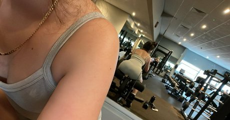 gepiercte brustwarzen onlyfans top erotische galerien