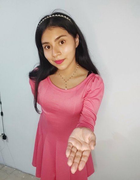 emilipetitefree xxx heiße foto