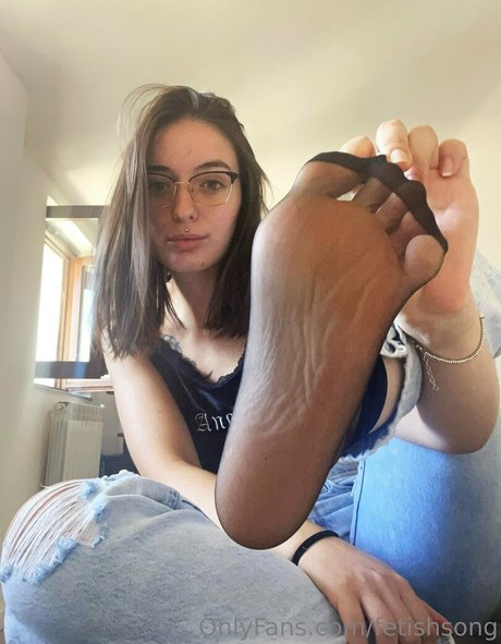 dunkle brustwarzen onlyfans freie xxx bild