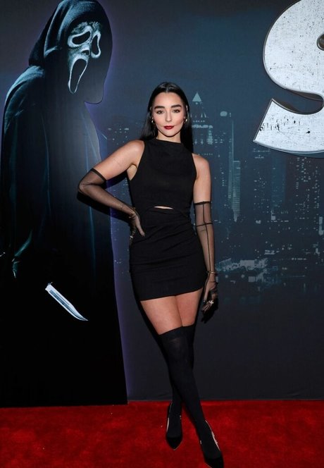 Indiana Massara schauspielerin pornographische foto