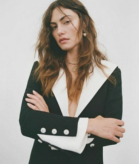 Phoebe Tonkin kunst nackt bilder