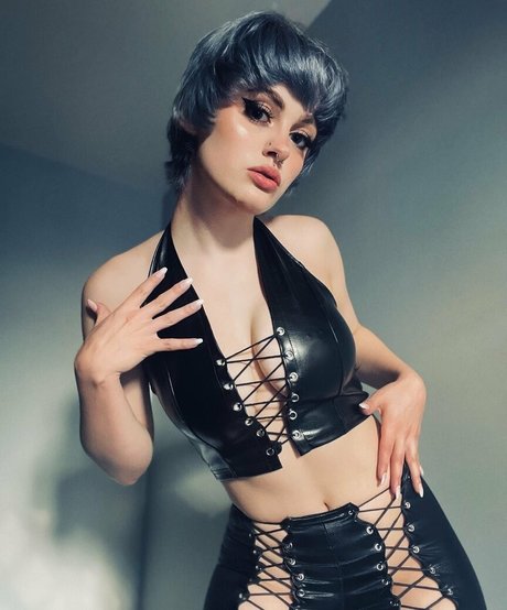 Kyranekko xxx freie bild