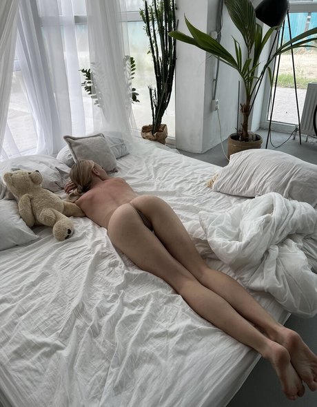 Alferova n_ nackt erwachsene foto