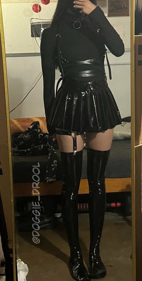 Doggie Drool pornostar erotische bilder