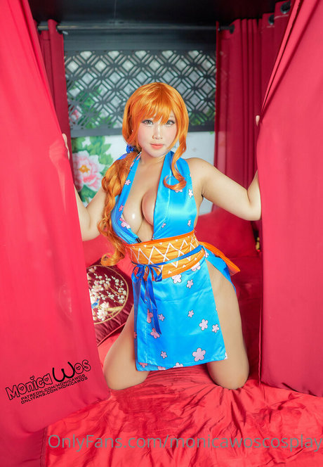 monicawoscosplay erwachsene bilder