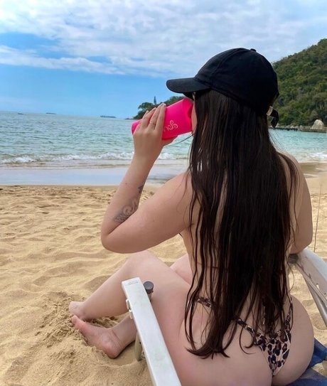 Larissa Peyerle hd schöne foto