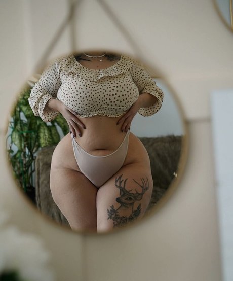 Bulgakova xoxo erwachsene nackten bild