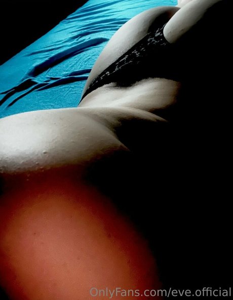 eve official hübsche schöne galerie