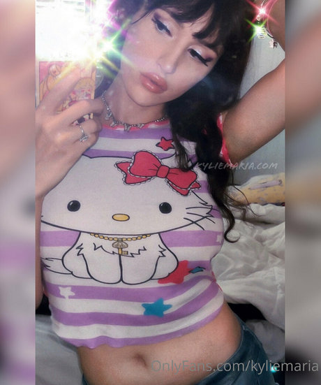 kyliemaria erwachsene heiße bilder
