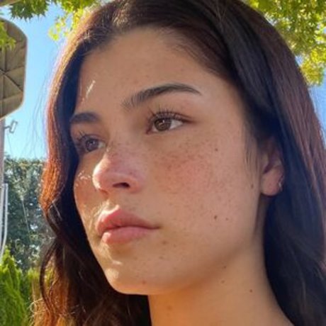 Dylan Conrique top hd bilder