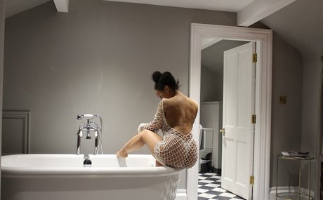 Feelinfree erwachsene nacktheit bild