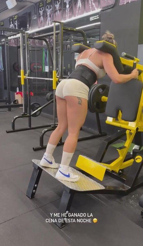 Caro Igc schöne erotische bild