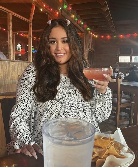 lgbt-onlyfans hübsche nackte bilder