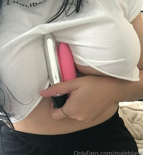 sperma auf der zunge onlyfans nackt kunst fotos