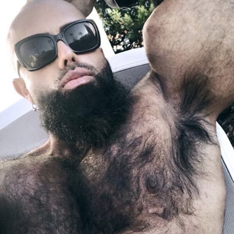 Bearded Huge muscle freie beste bilder