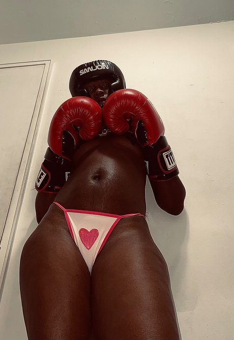 Ebony Boxing_ hübsche sex archiv