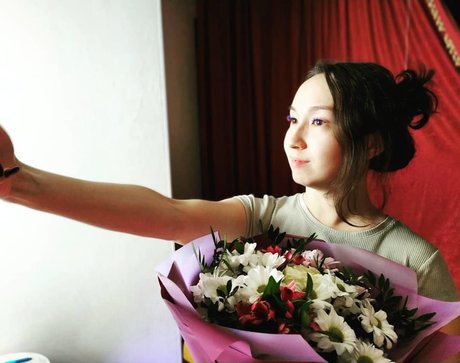 Ellie Hope nackt top archiv