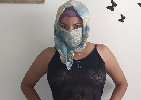 Real Naughty Muslim Wifey X perfekte kunst foto