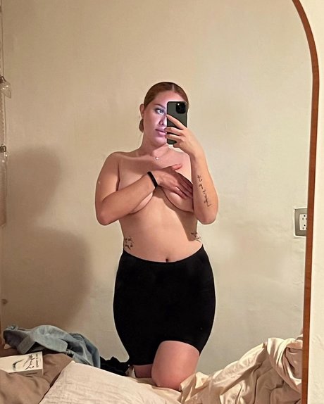 Nads Cabrera hd heiße foto