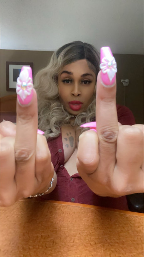 Ts Dominican Baddie nackt schöne foto