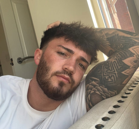 DAN ROBERTSON_ exklusive nette bilder