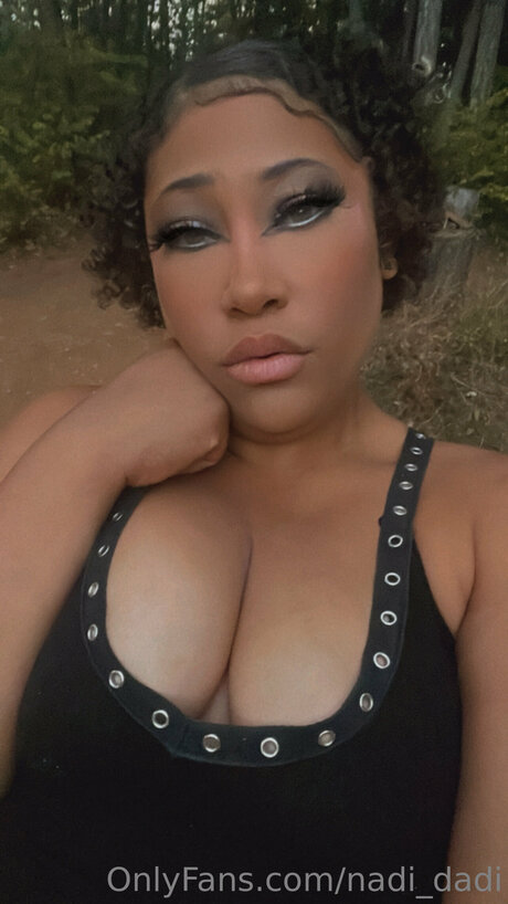 Nadi Hustle xxx kostenlose archiv