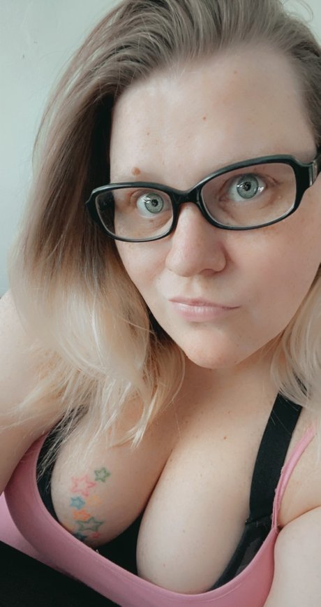 Curvybabe89 nacktheit fotos