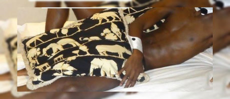 Dark Choc Adonis VIP freie porno fotos