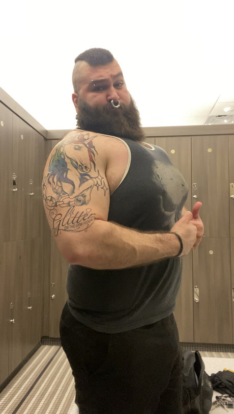 Coop Mythos model porno bilder