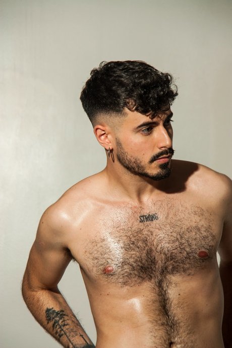 Frewtwojota sexy nackten bild