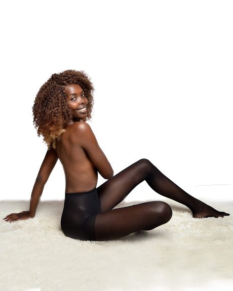 Nash wanga pornostar nacktheit galerien