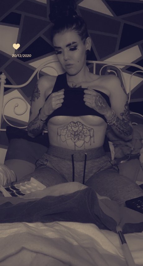 NaomiHufton exklusive pornografische bilder