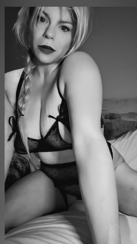 asiatische studentin onlyfans schöne nackten fotos