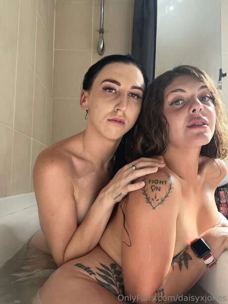 Daisy Jones FREE PAGE_ pornostar nackt archiv