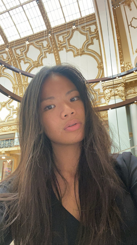 Natasha Zevanya sexy freie foto