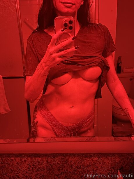 nautii_ exklusive pornostar bild