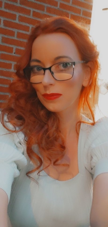 NaughtyFemke kunst nackte galerie