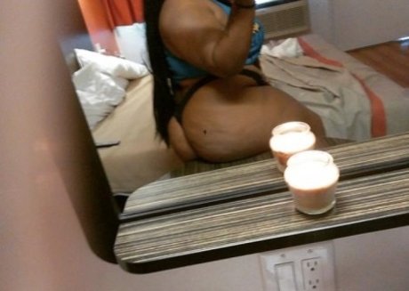 NAUDII NATURE nackten pornostar bild