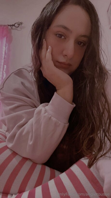 Angie Rousse Bilder