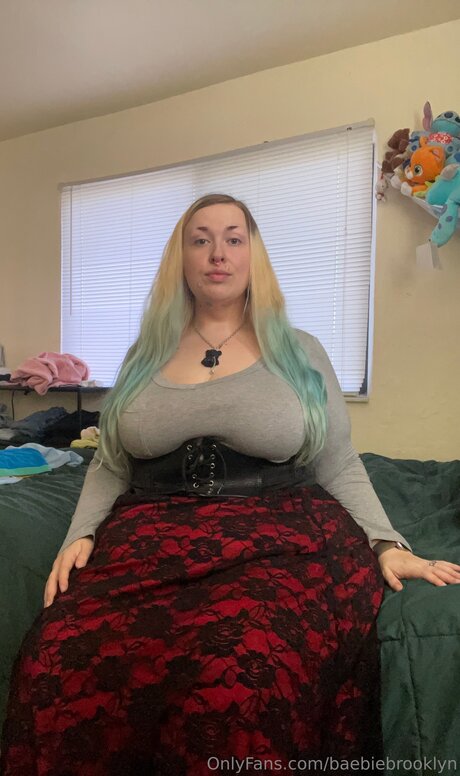 Brooklyn Baebie sexy nackte galerie