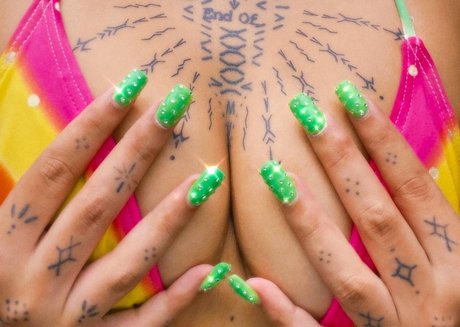 Nesian Tink schöne schöne bilder