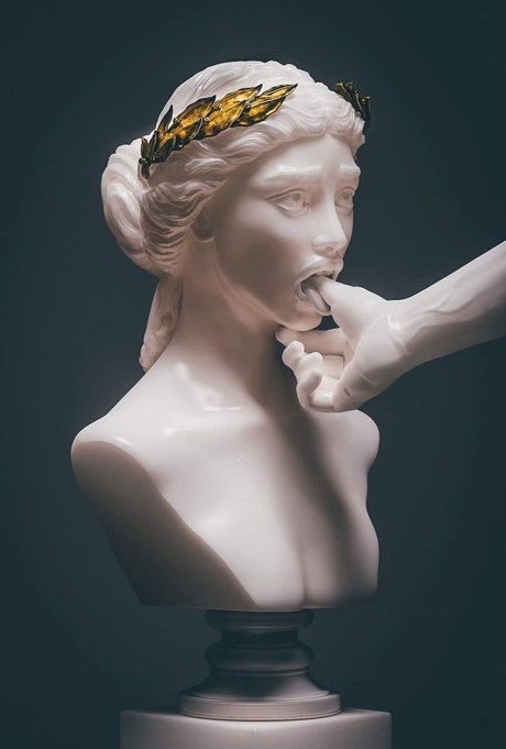 Michael Keith sexy top galerie