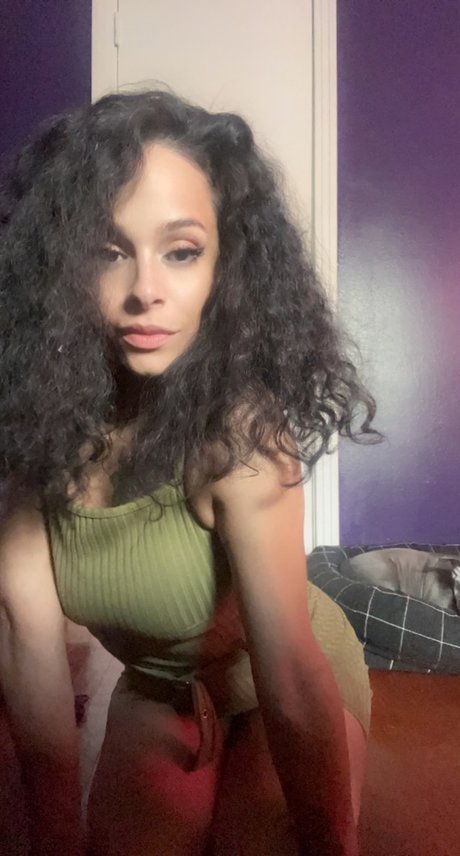 NellyGetsNaked top pornostar bilder