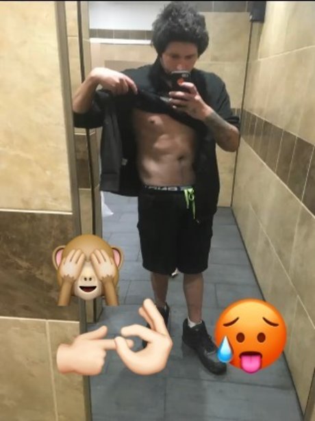 nackter twink onlyfans erotische exklusive fotos