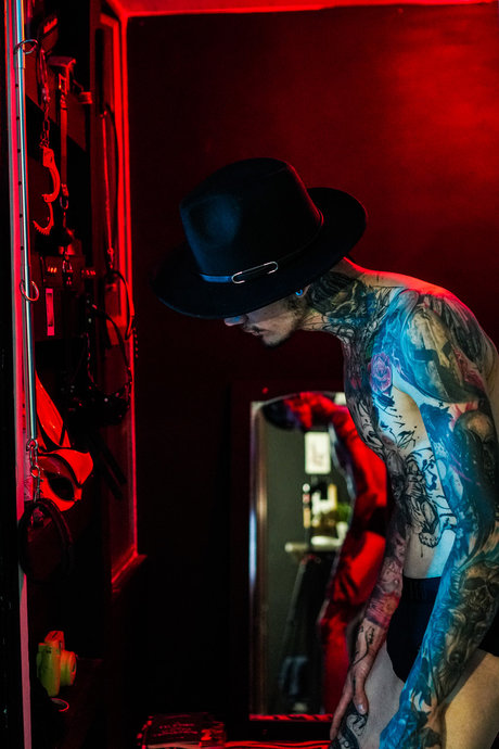 Cristian Dom nacktheit schöne bilder