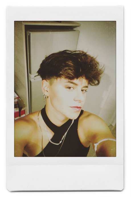 JoanaNovell hübsche exklusive galerien