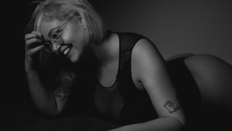 Nicole George perfekte schöne bilder