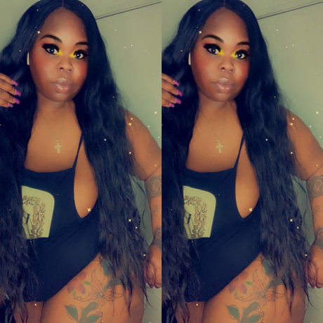 Nicey nacktheit freie fotos