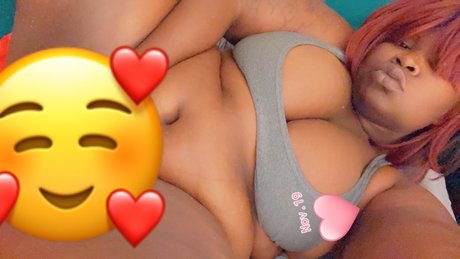 Niamilkmarie erotische top bild