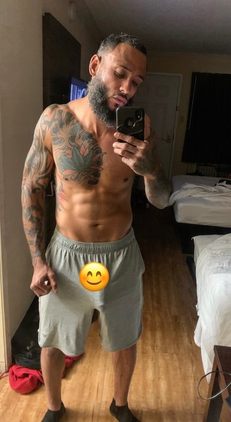 Cum troke254 pornostar top foto